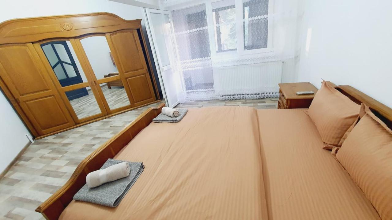 德罗贝塔-塞维林堡Apartament Radoi公寓 外观 照片