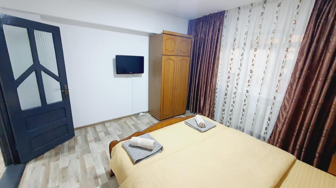 德罗贝塔-塞维林堡Apartament Radoi公寓 外观 照片