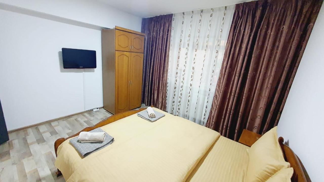 德罗贝塔-塞维林堡Apartament Radoi公寓 外观 照片